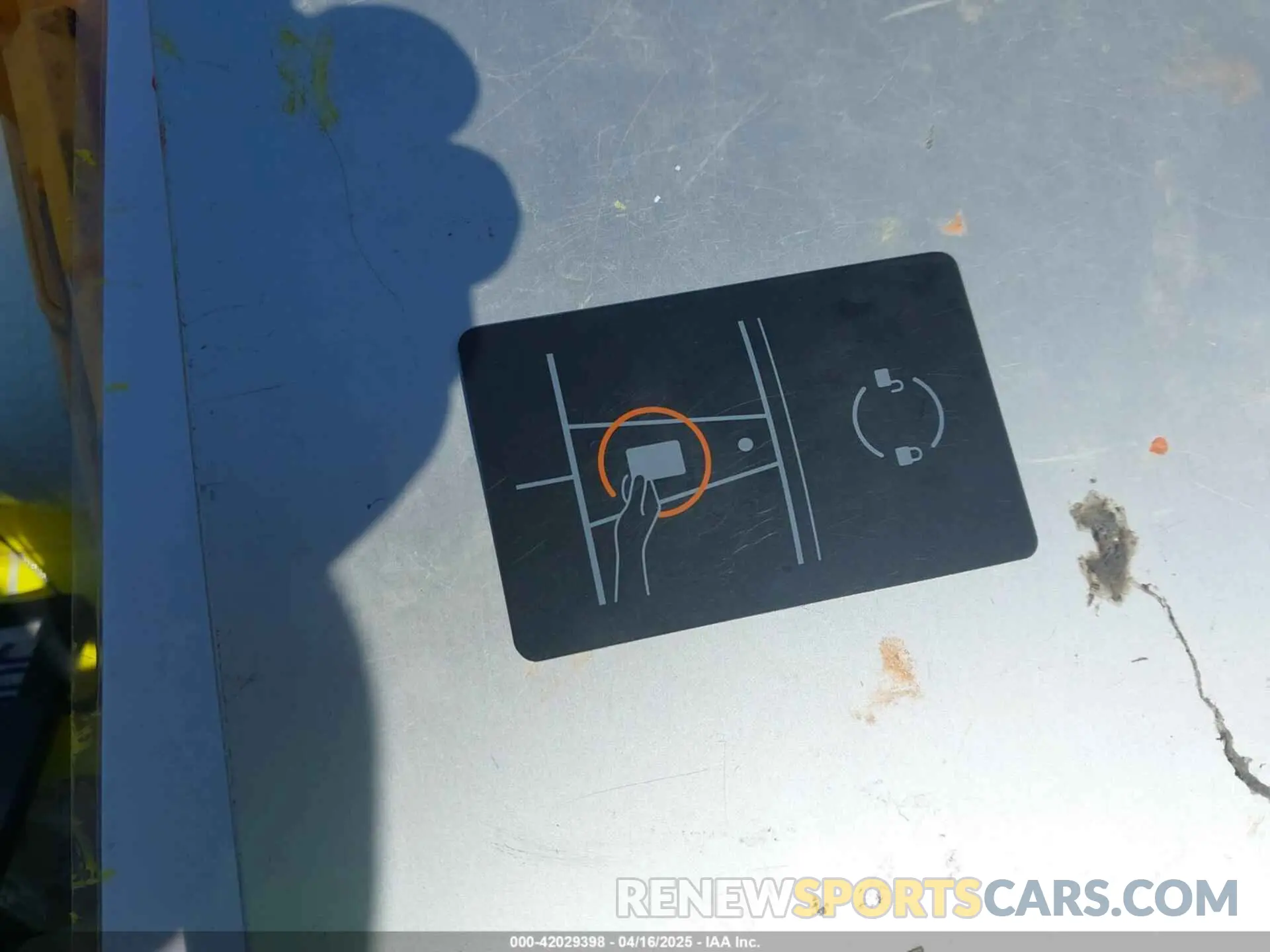 11 Photograph of a damaged car 7SAYGDED2RF089105 TESLA MODEL Y 2024