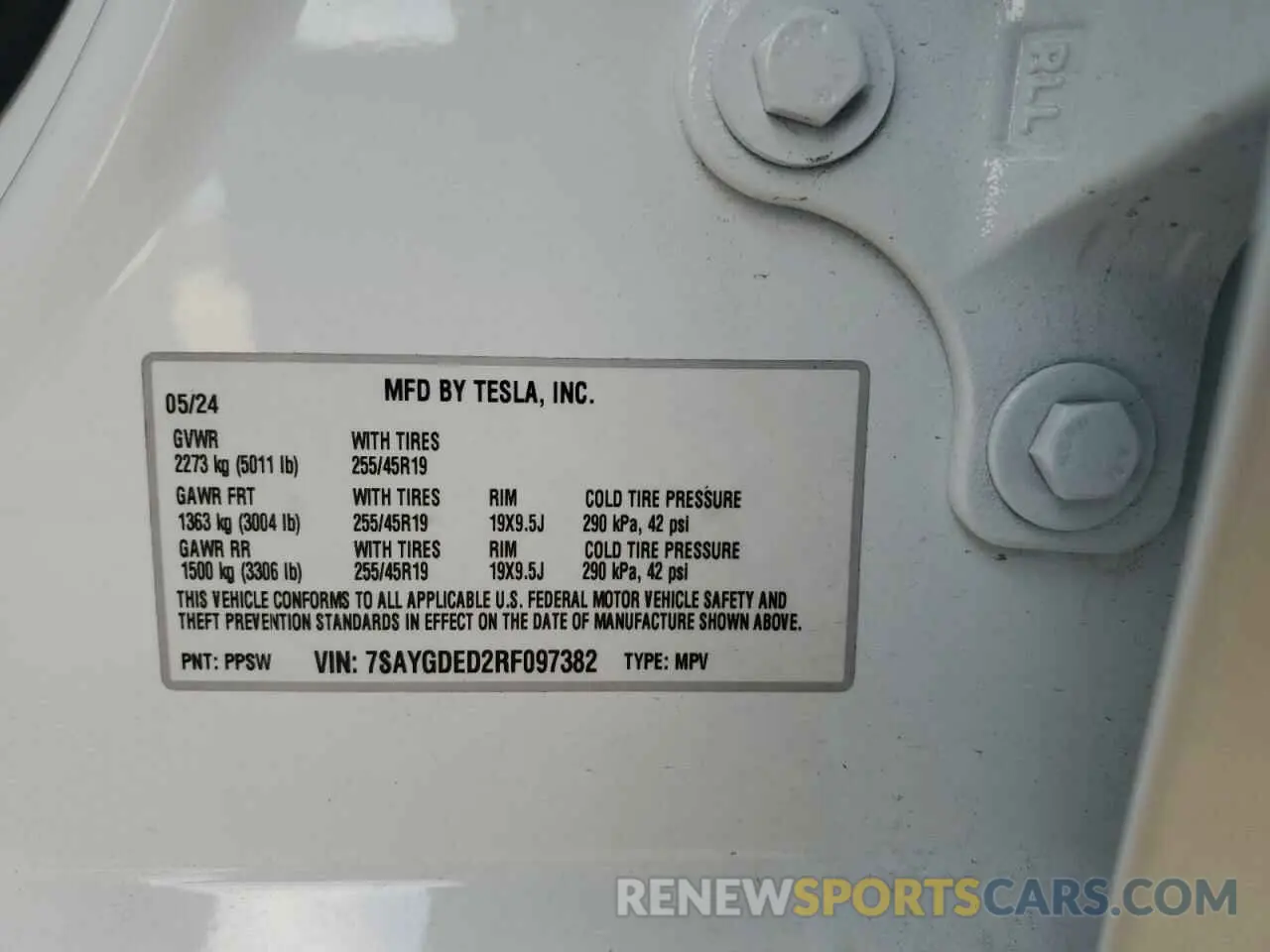 12 Photograph of a damaged car 7SAYGDED2RF097382 TESLA MODEL Y 2024