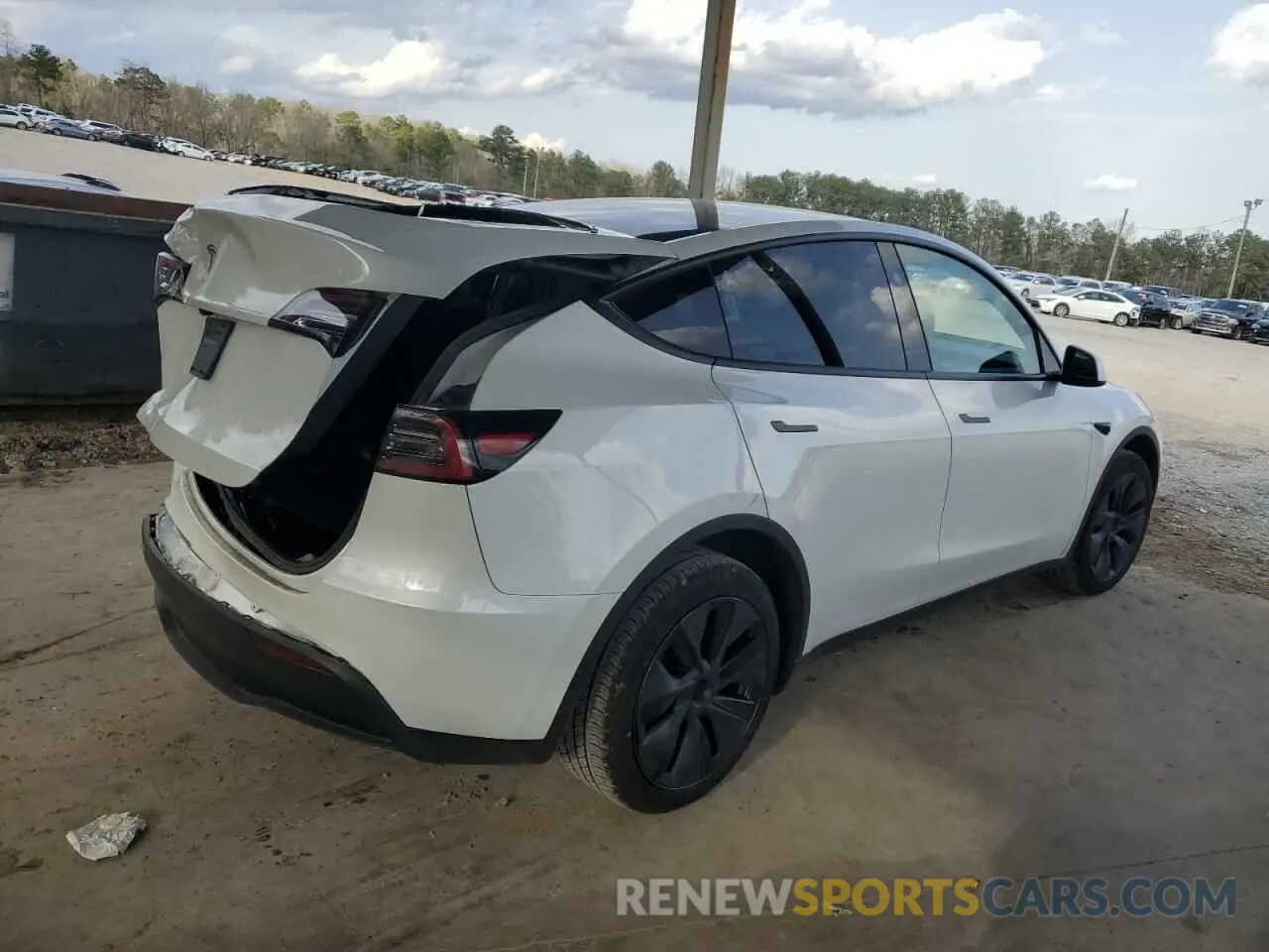 3 Photograph of a damaged car 7SAYGDED2RF097382 TESLA MODEL Y 2024