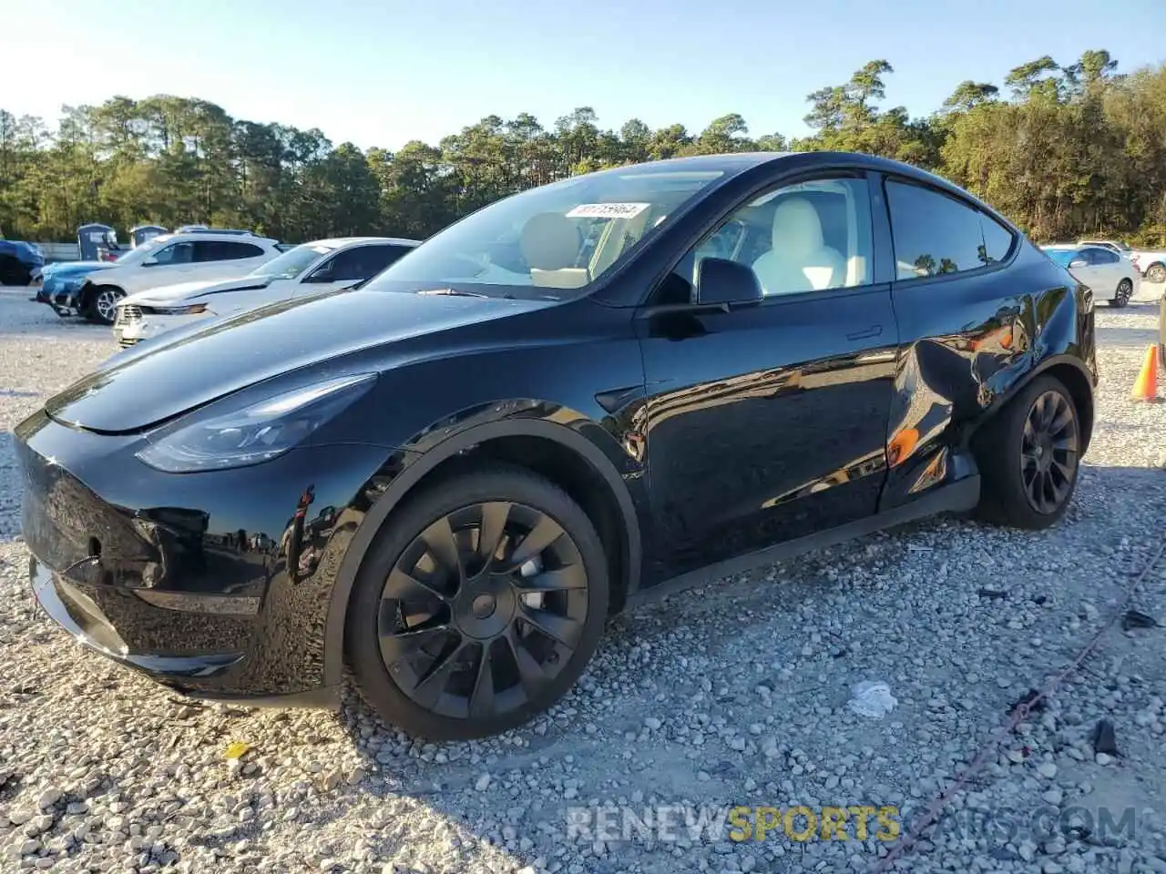 1 Photograph of a damaged car 7SAYGDED2RF162151 TESLA MODEL Y 2024