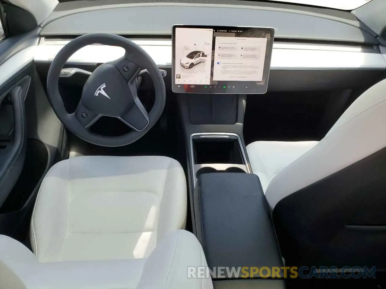 8 Photograph of a damaged car 7SAYGDED2RF164790 TESLA MODEL Y 2024