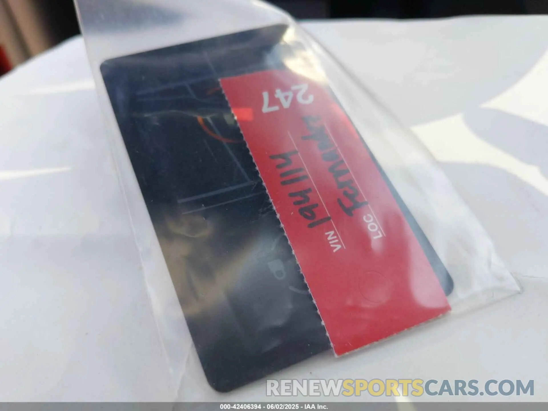 11 Photograph of a damaged car 7SAYGDED2RF194114 TESLA MODEL Y 2024