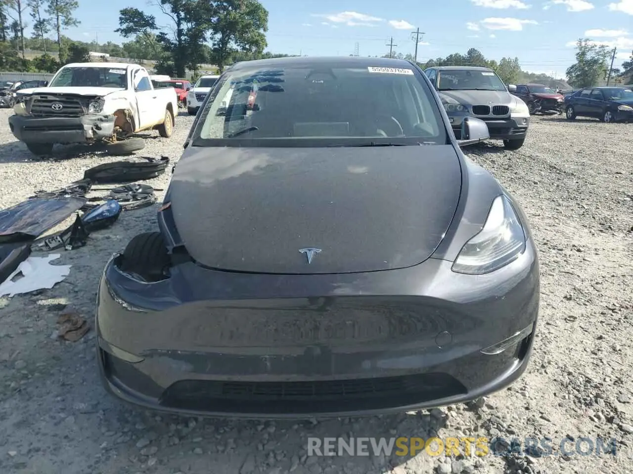 5 Photograph of a damaged car 7SAYGDED3RA330876 TESLA MODEL Y 2024