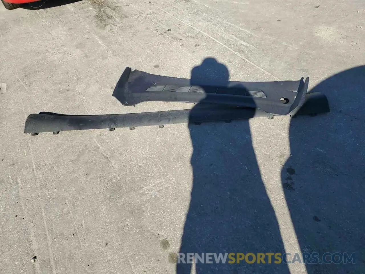 12 Photograph of a damaged car 7SAYGDED3RF130826 TESLA MODEL Y 2024