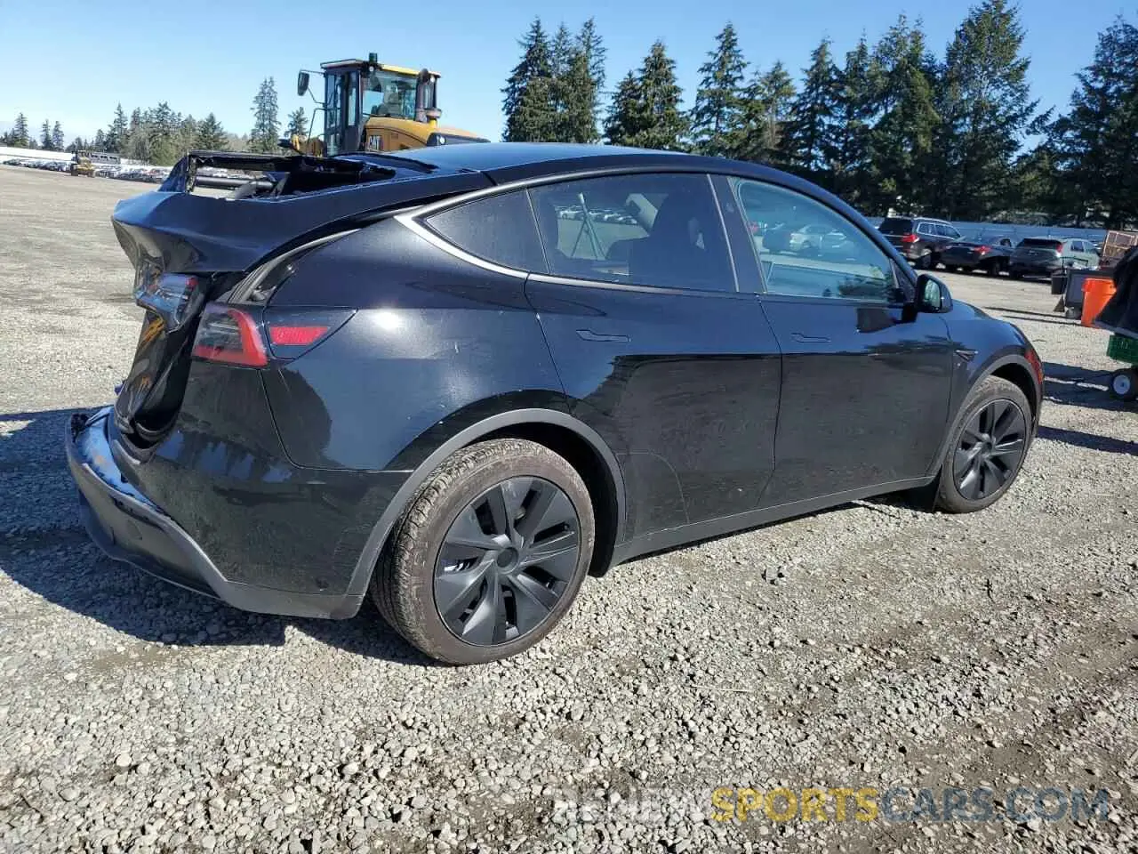 3 Photograph of a damaged car 7SAYGDED3RF151577 TESLA MODEL Y 2024