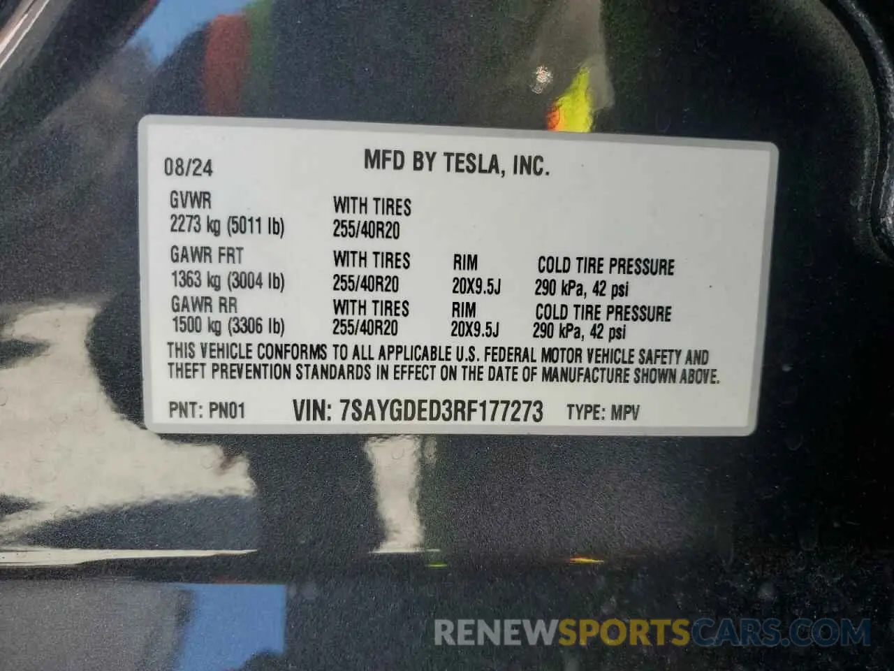 15 Photograph of a damaged car 7SAYGDED3RF177273 TESLA MODEL Y 2024