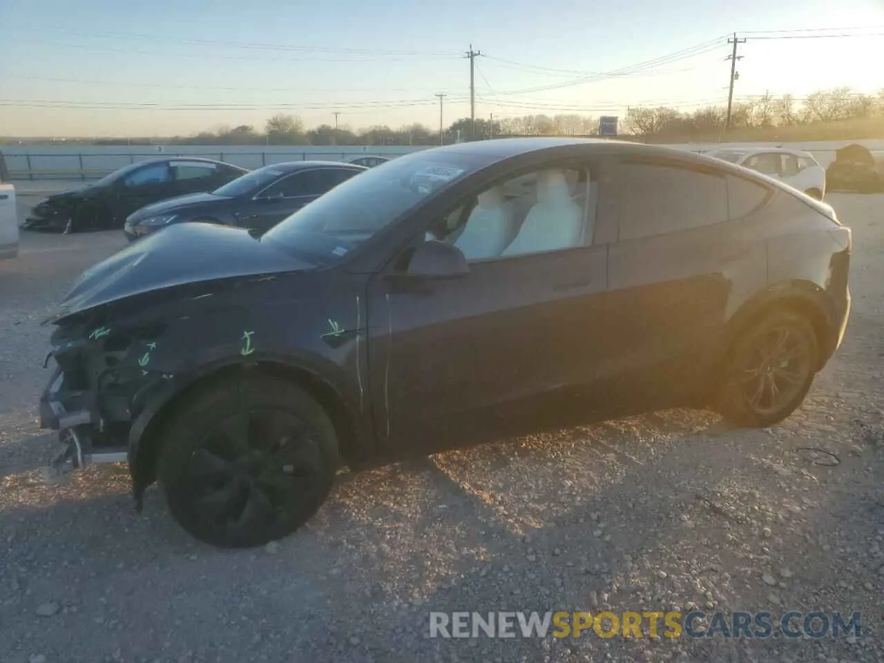 1 Photograph of a damaged car 7SAYGDED4RA324326 TESLA MODEL Y 2024