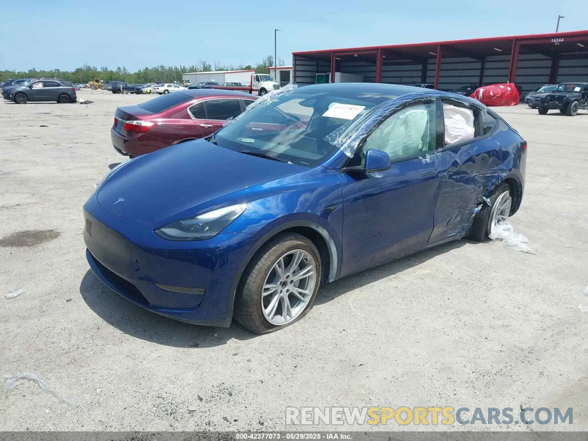 2 Photograph of a damaged car 7SAYGDED4RF044747 TESLA MODEL Y 2024