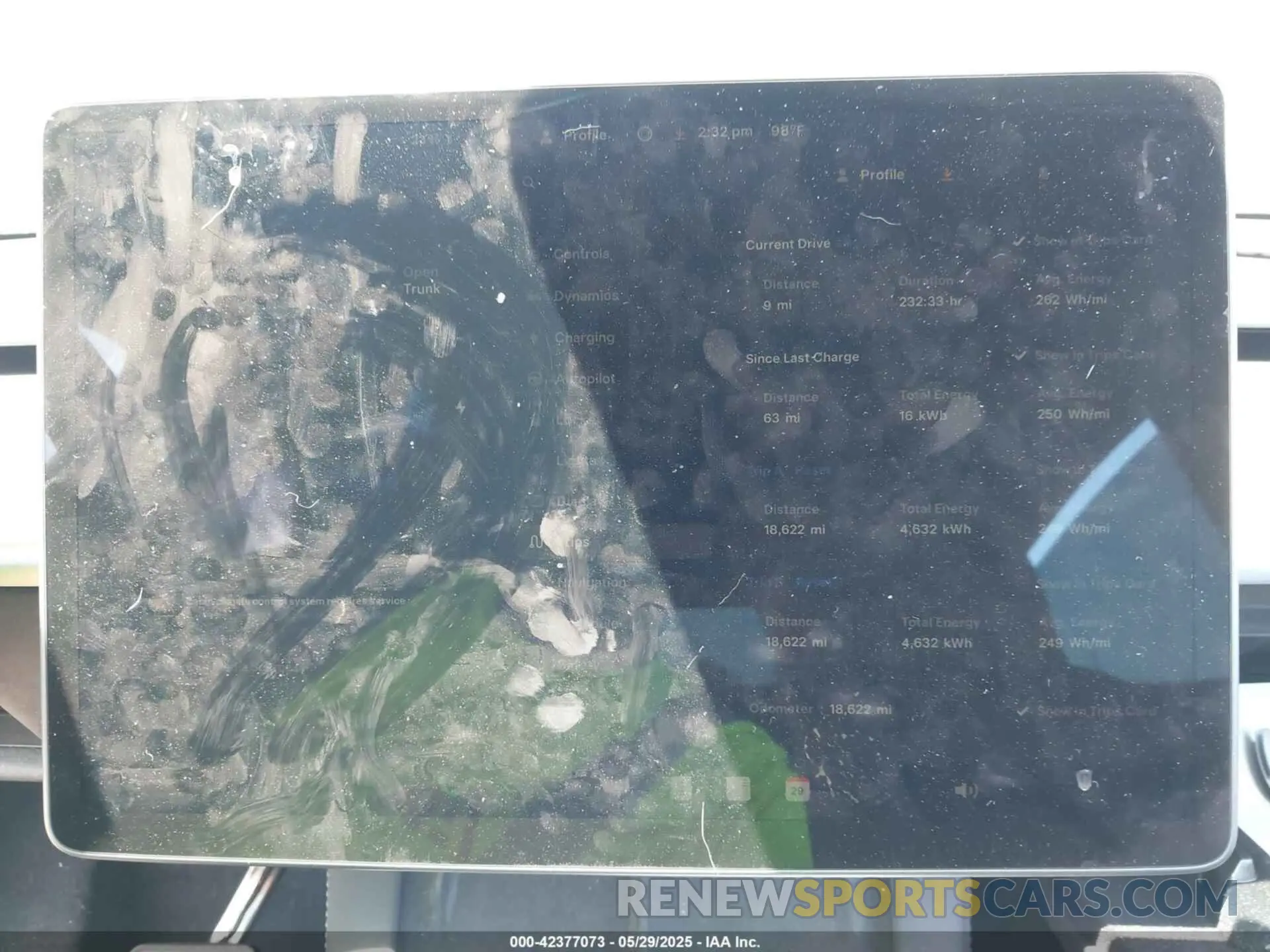 7 Photograph of a damaged car 7SAYGDED4RF044747 TESLA MODEL Y 2024