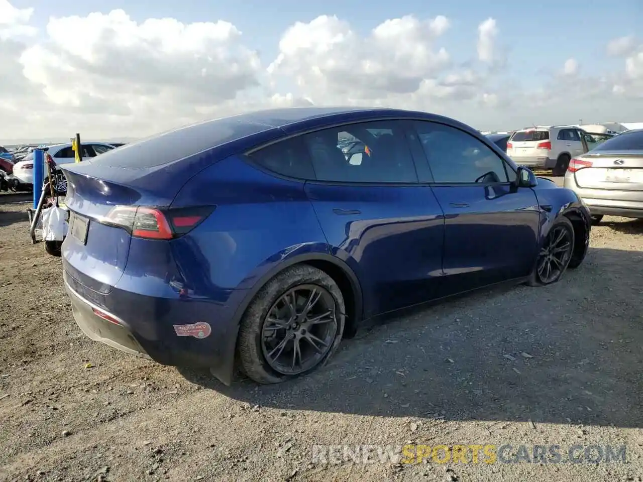 3 Photograph of a damaged car 7SAYGDED4RF117874 TESLA MODEL Y 2024