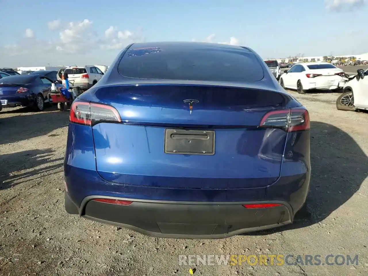 6 Photograph of a damaged car 7SAYGDED4RF117874 TESLA MODEL Y 2024