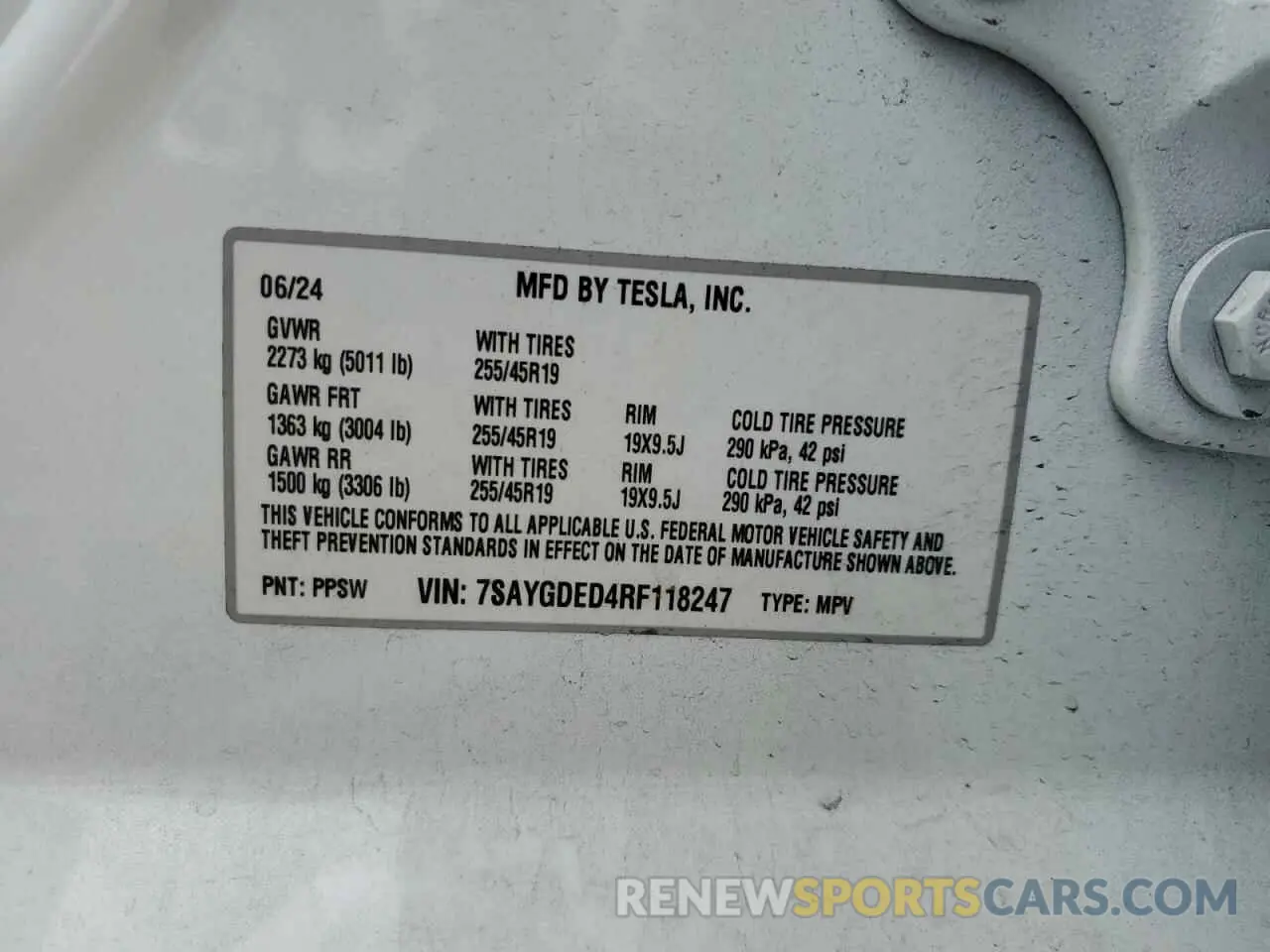 13 Photograph of a damaged car 7SAYGDED4RF118247 TESLA MODEL Y 2024