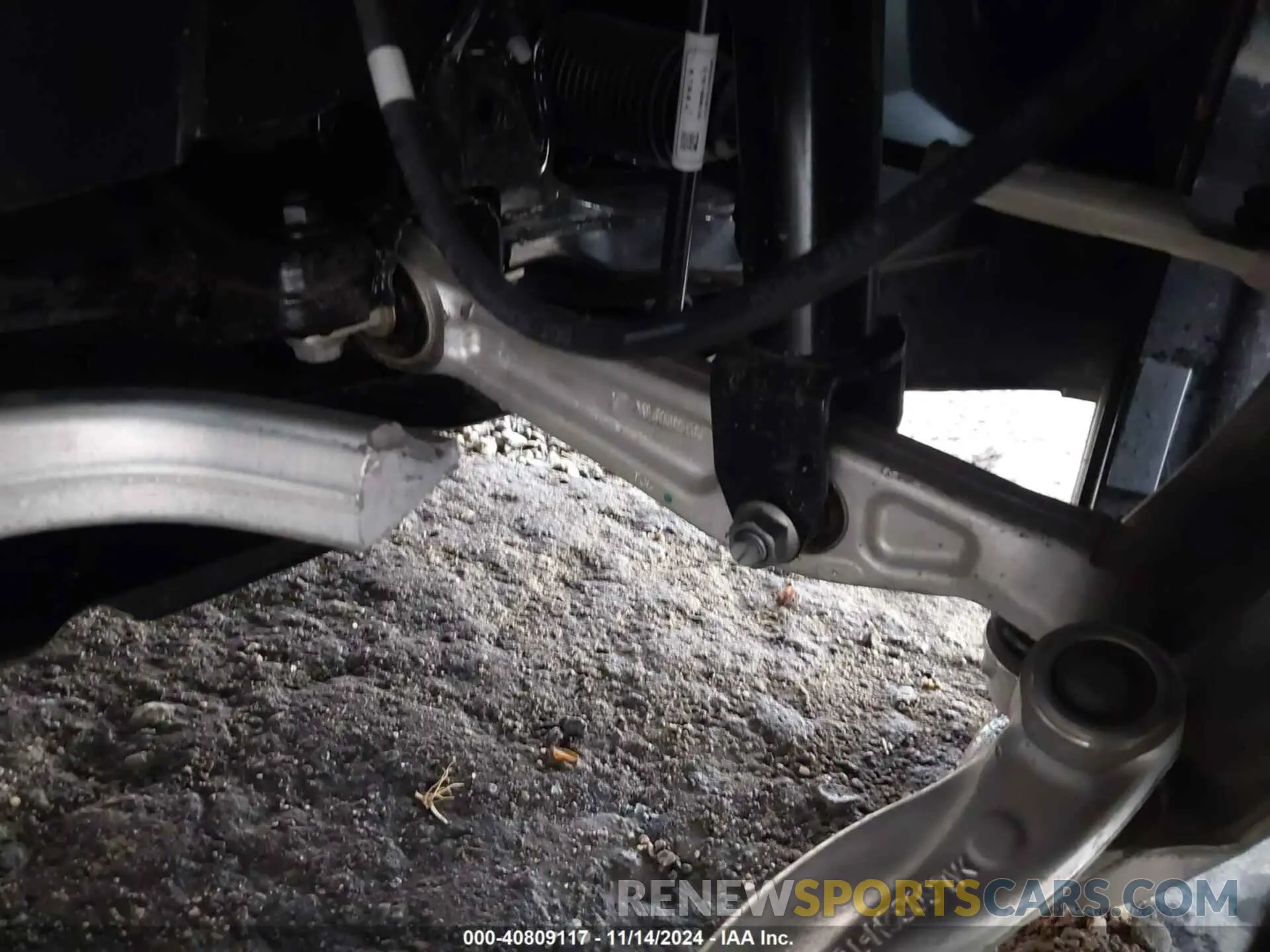 21 Photograph of a damaged car 7SAYGDED5RA333553 TESLA MODEL Y 2024