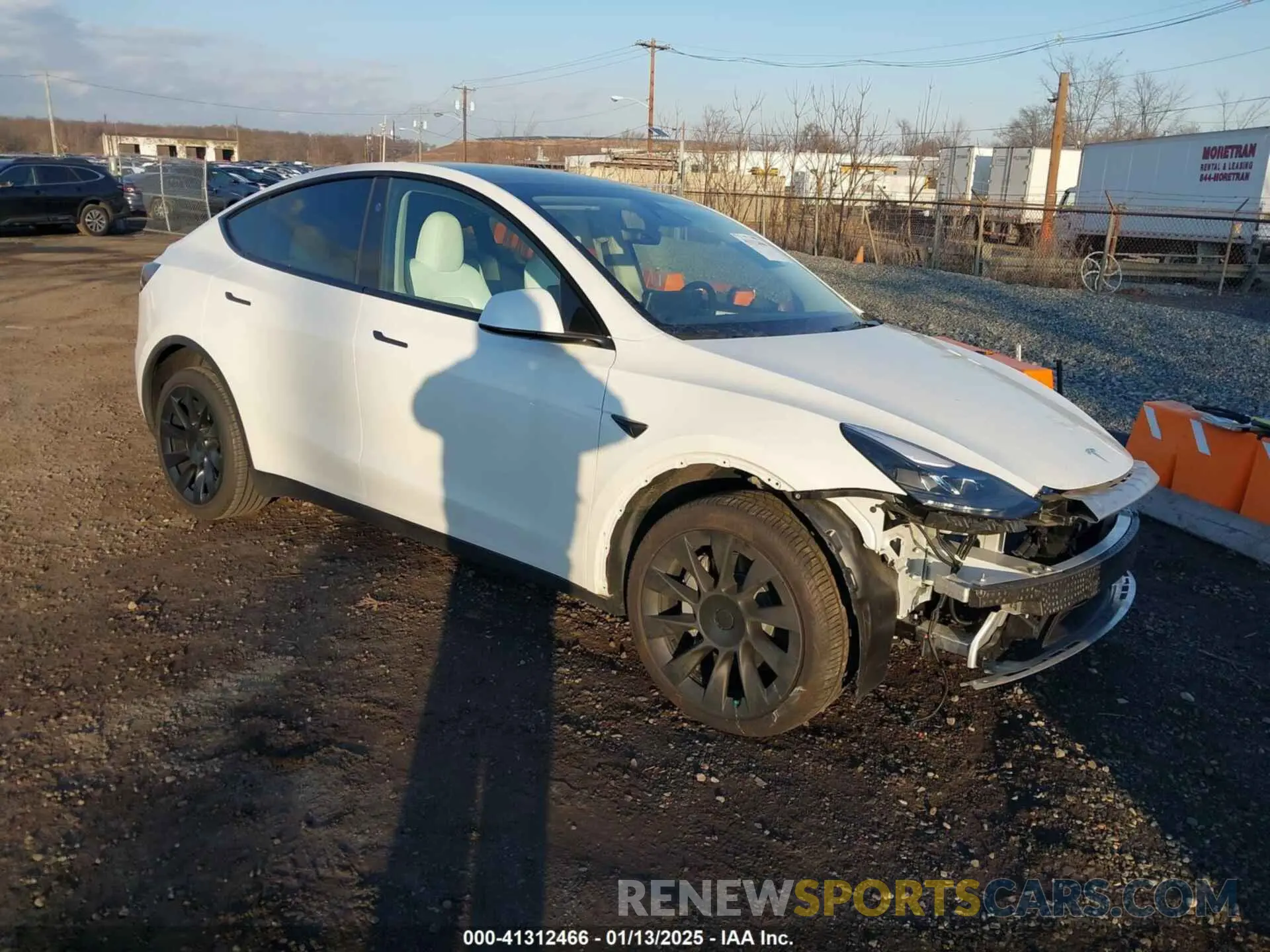 1 Photograph of a damaged car 7SAYGDED5RF010087 TESLA MODEL Y 2024