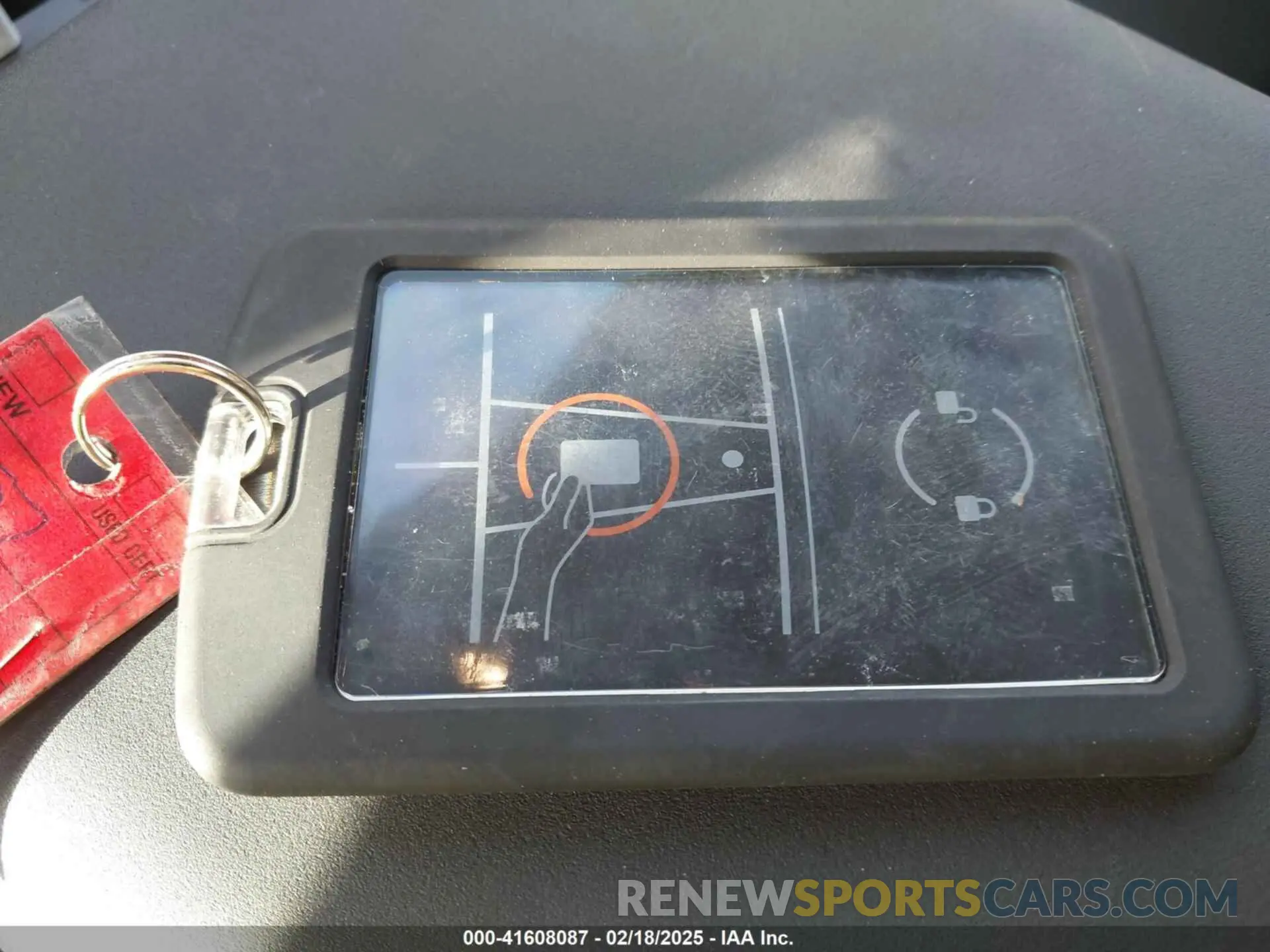 11 Photograph of a damaged car 7SAYGDED5RF015208 TESLA MODEL Y 2024