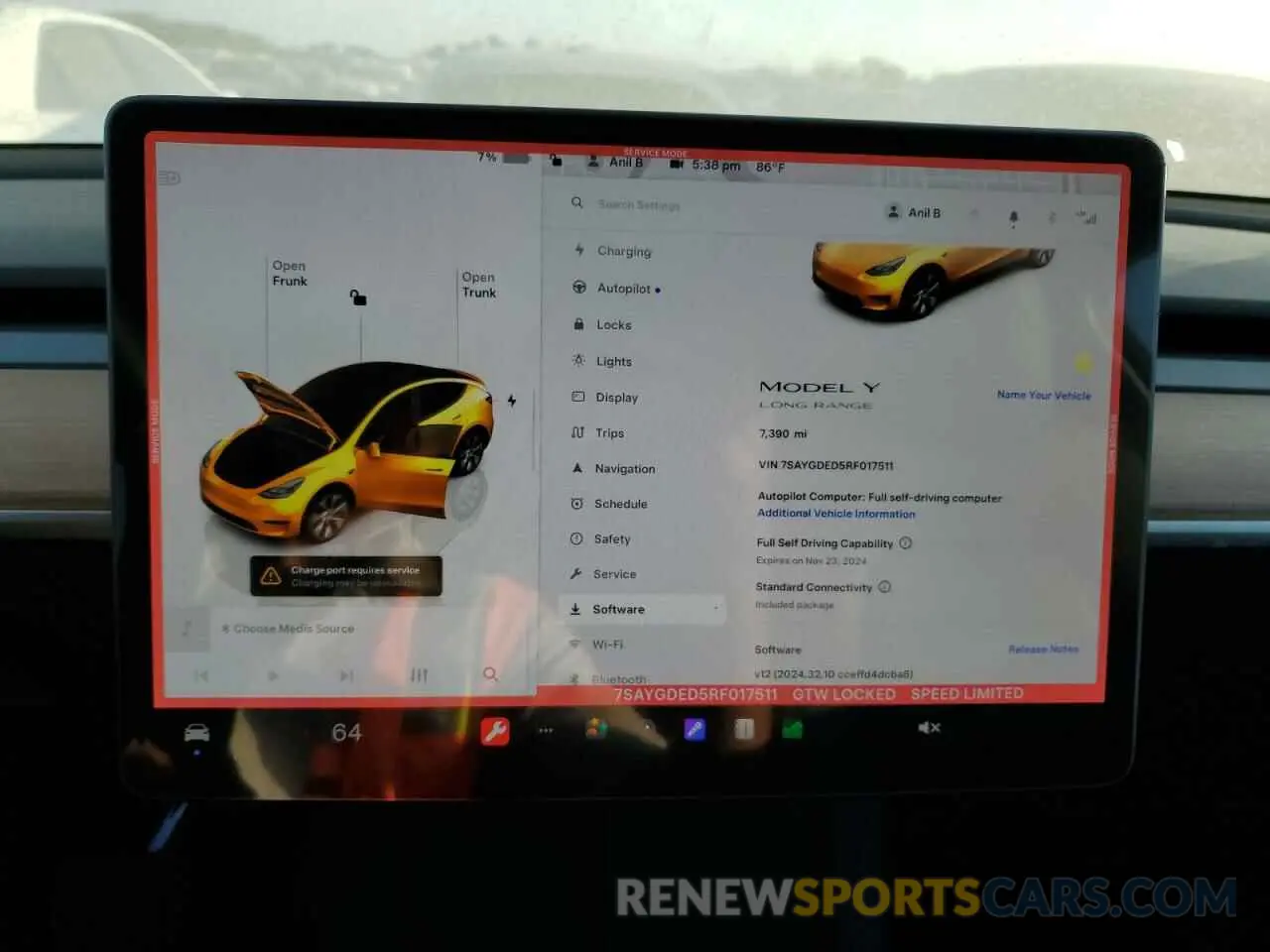 9 Photograph of a damaged car 7SAYGDED5RF017511 TESLA MODEL Y 2024