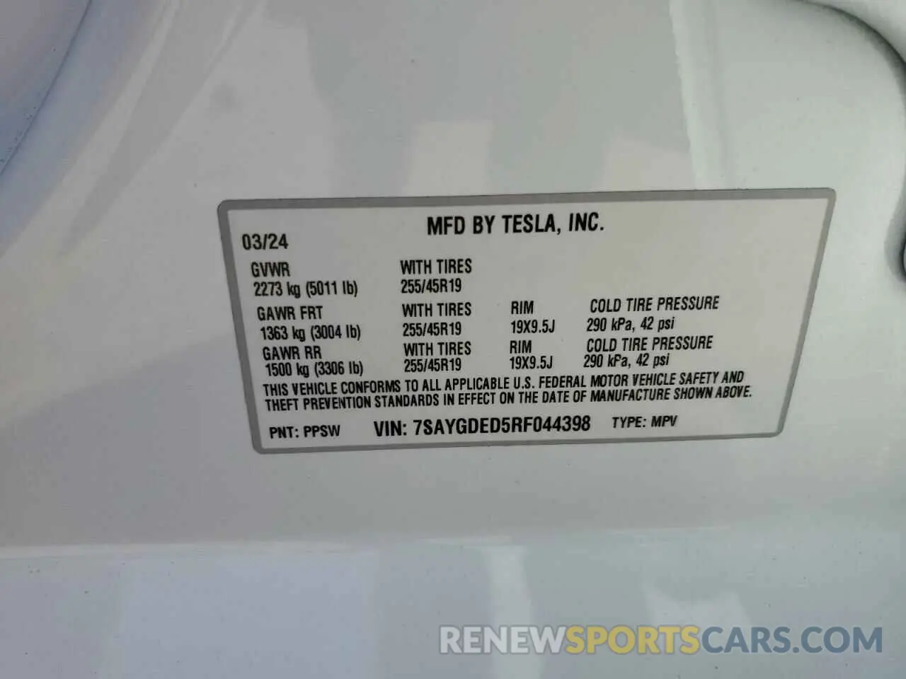 12 Photograph of a damaged car 7SAYGDED5RF044398 TESLA MODEL Y 2024
