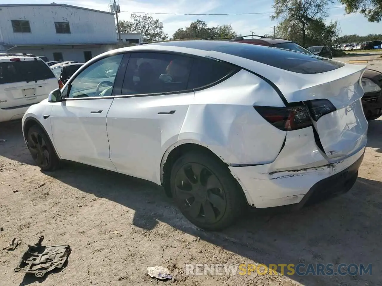 2 Photograph of a damaged car 7SAYGDED5RF044398 TESLA MODEL Y 2024