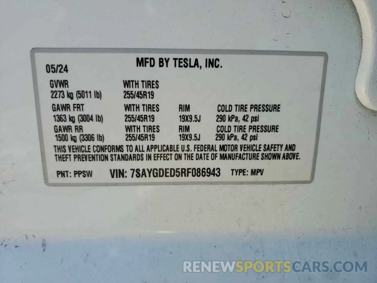 12 Photograph of a damaged car 7SAYGDED5RF086943 TESLA MODEL Y 2024