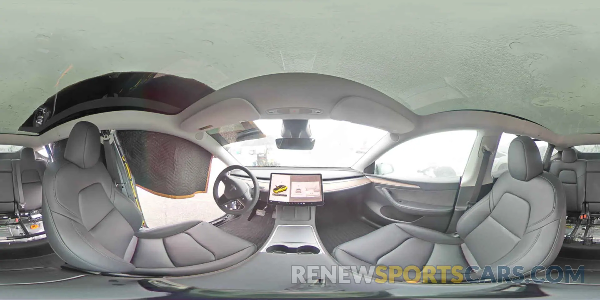 13 Photograph of a damaged car 7SAYGDED5RF093410 TESLA MODEL Y 2024