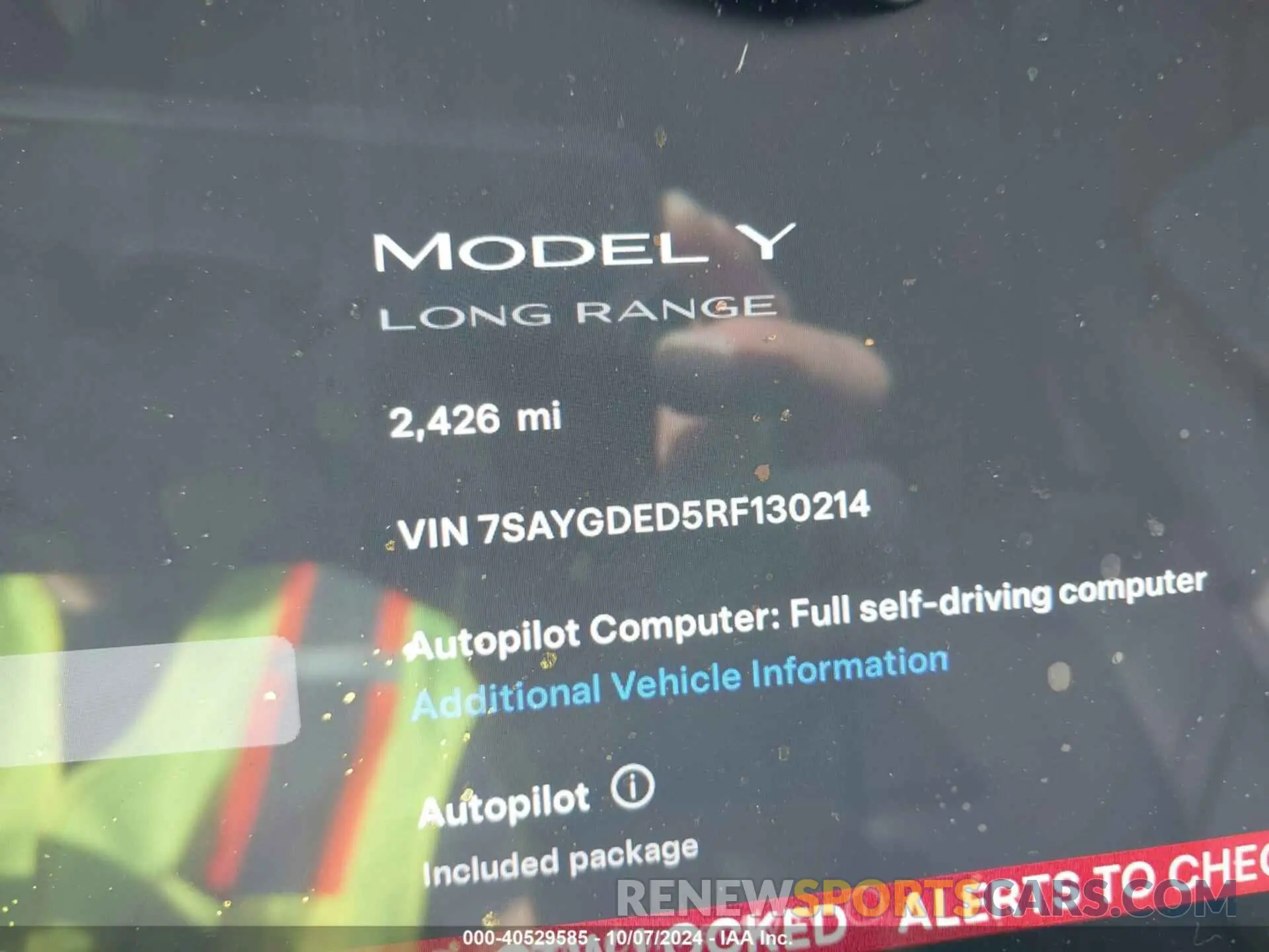 15 Photograph of a damaged car 7SAYGDED5RF130214 TESLA MODEL Y 2024