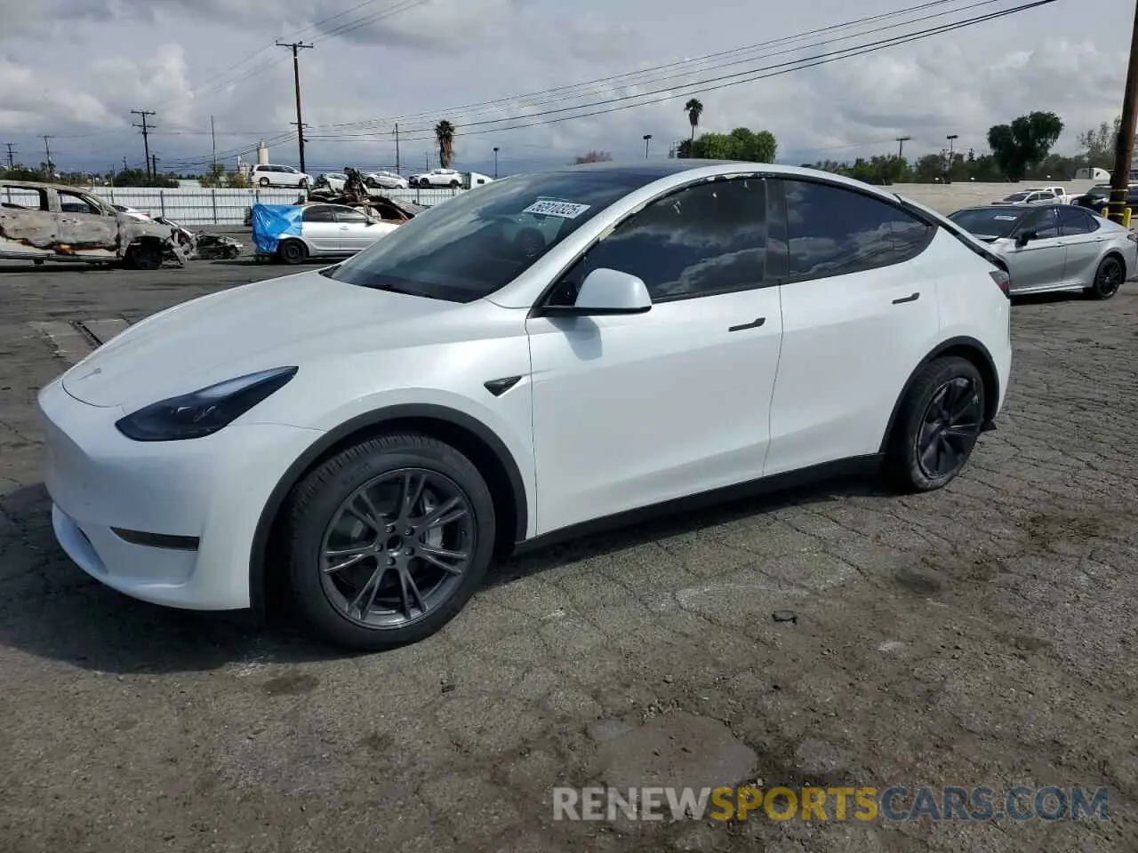 1 Photograph of a damaged car 7SAYGDED5RF158952 TESLA MODEL Y 2024