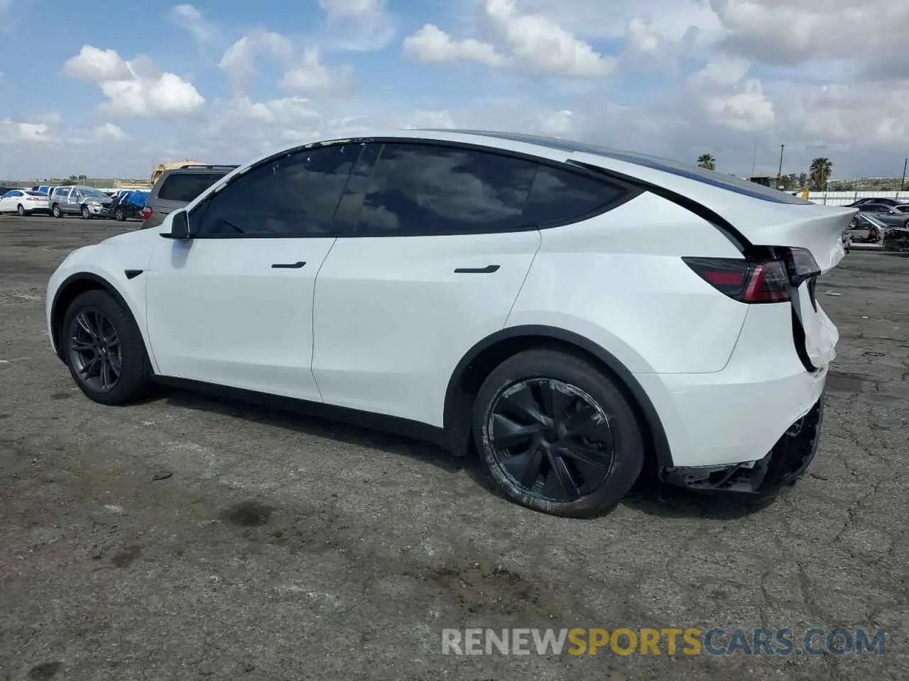 2 Photograph of a damaged car 7SAYGDED5RF158952 TESLA MODEL Y 2024