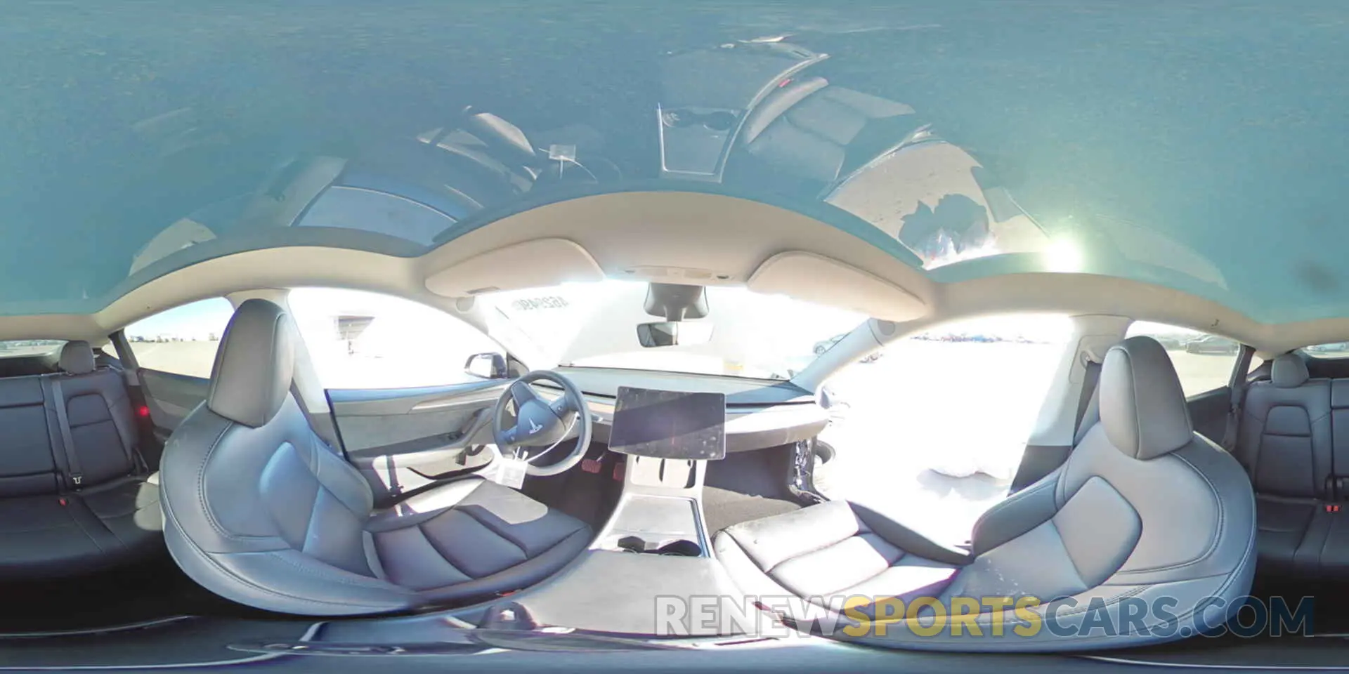 13 Photograph of a damaged car 7SAYGDED5RF185245 TESLA MODEL Y 2024