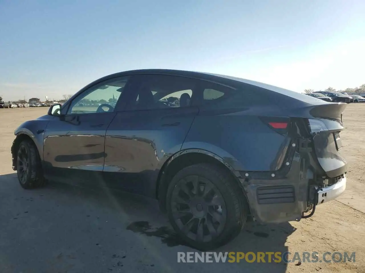 2 Photograph of a damaged car 7SAYGDED5RF185245 TESLA MODEL Y 2024