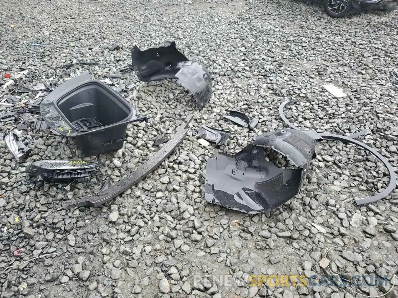12 Photograph of a damaged car 7SAYGDED6RF093531 TESLA MODEL Y 2024