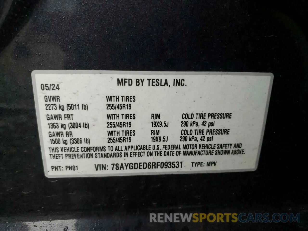 13 Photograph of a damaged car 7SAYGDED6RF093531 TESLA MODEL Y 2024