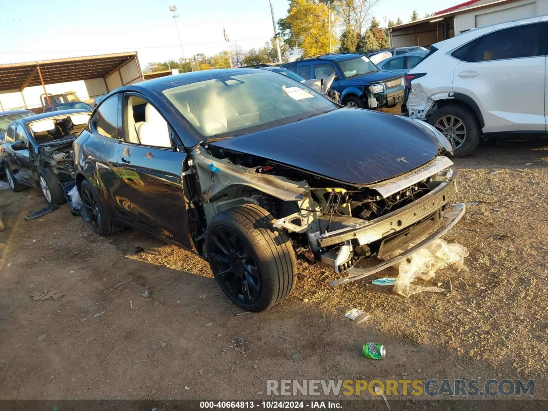 1 Photograph of a damaged car 7SAYGDED6RF105175 TESLA MODEL Y 2024