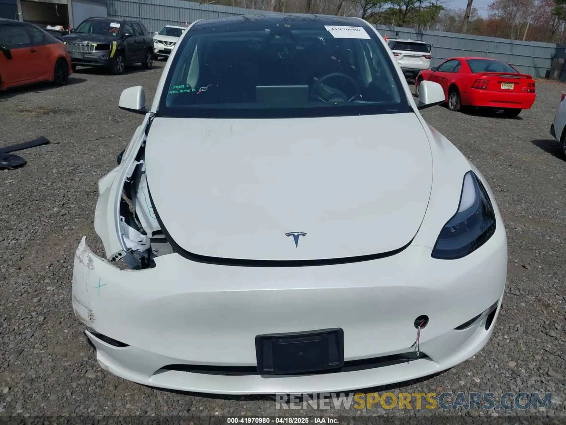 12 Photograph of a damaged car 7SAYGDED6RF160936 TESLA MODEL Y 2024