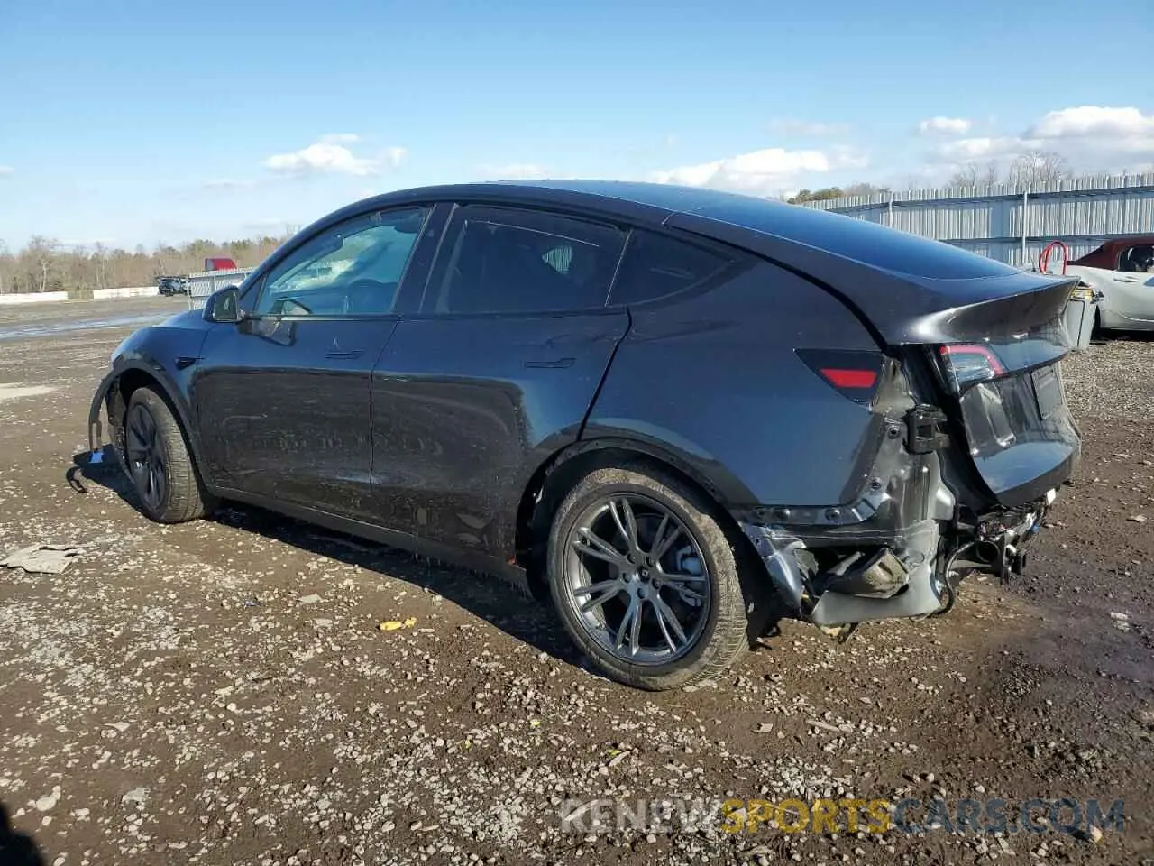 2 Photograph of a damaged car 7SAYGDED6RF161715 TESLA MODEL Y 2024