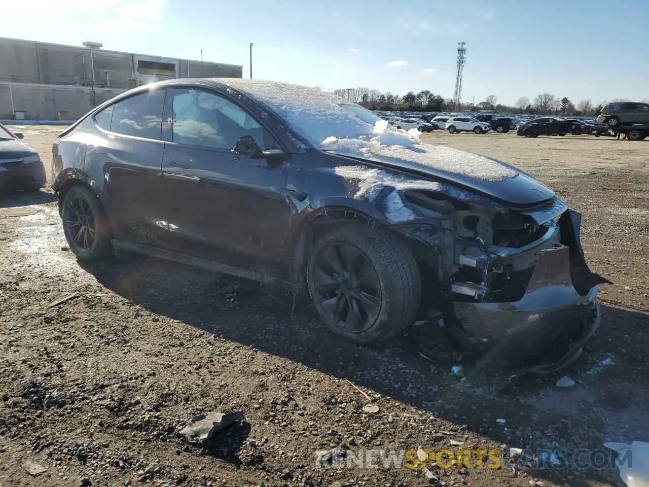 4 Photograph of a damaged car 7SAYGDED6RF161715 TESLA MODEL Y 2024