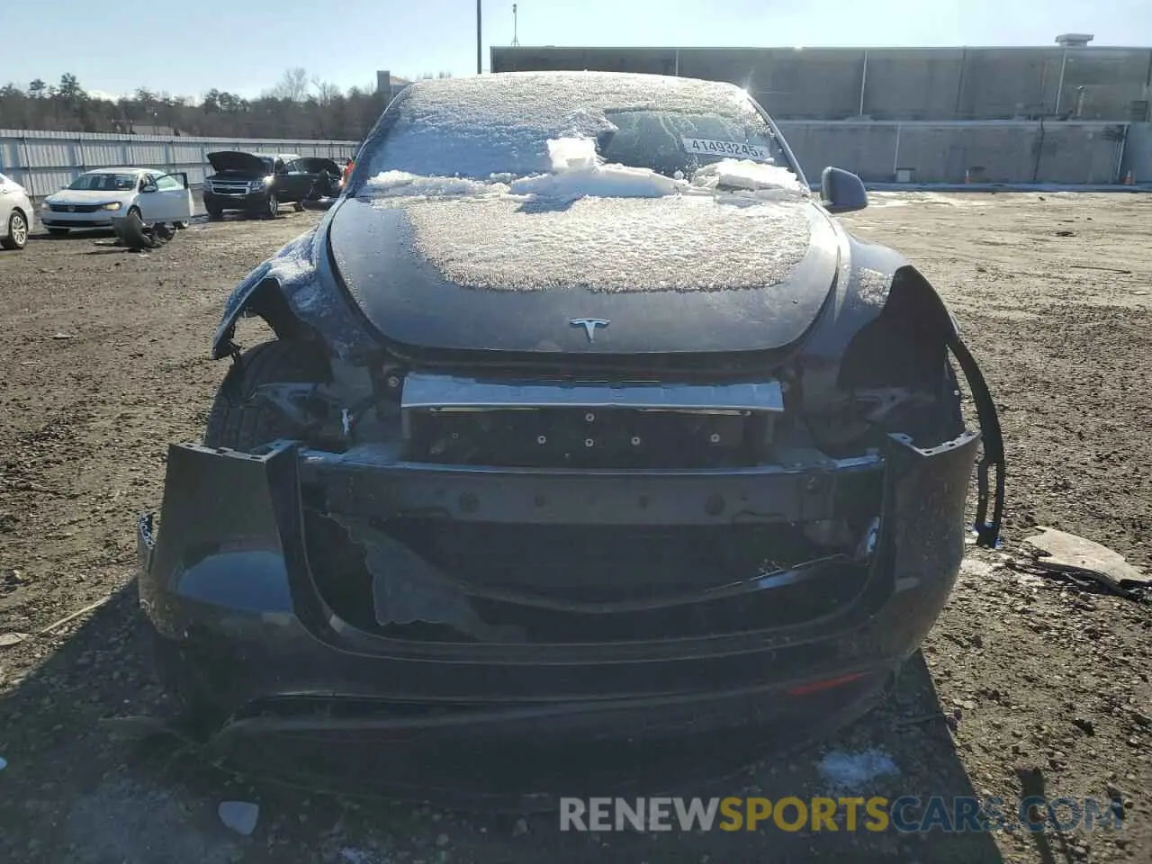 5 Photograph of a damaged car 7SAYGDED6RF161715 TESLA MODEL Y 2024