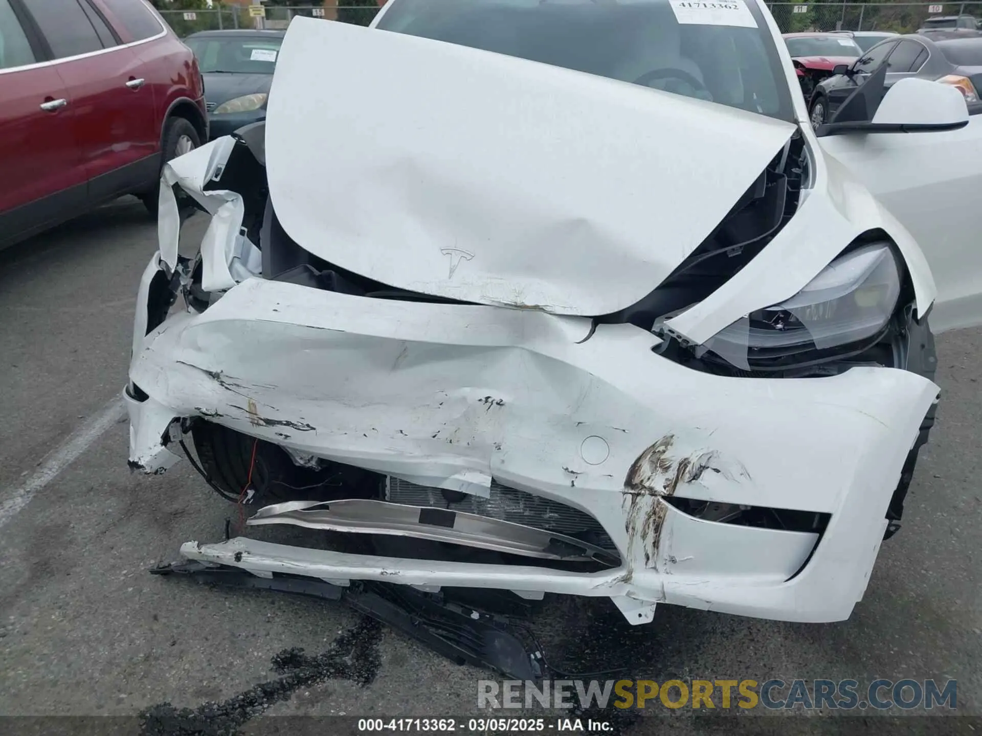 6 Photograph of a damaged car 7SAYGDED6RF166543 TESLA MODEL Y 2024