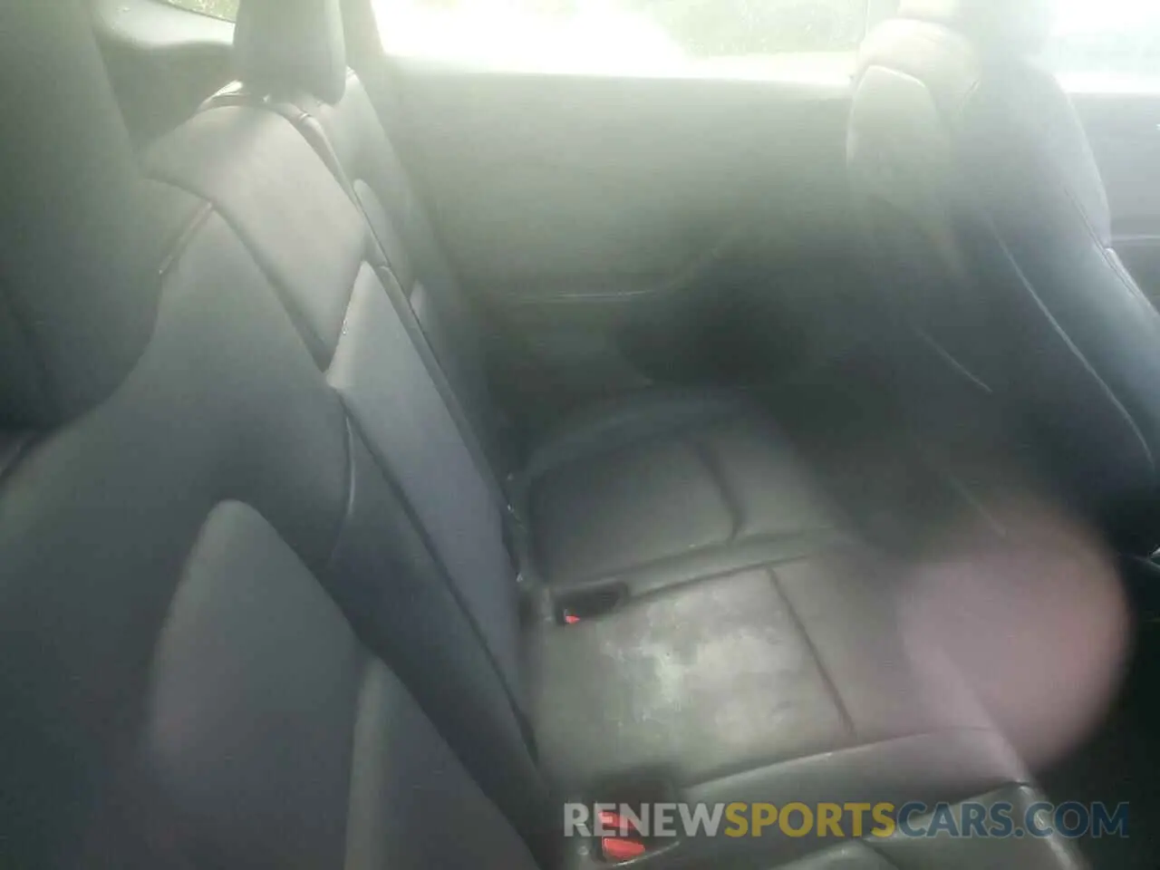 11 Photograph of a damaged car 7SAYGDED7RF009376 TESLA MODEL Y 2024