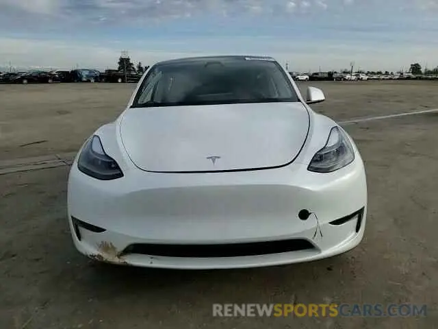 12 Photograph of a damaged car 7SAYGDED7RF026100 TESLA MODEL Y 2024