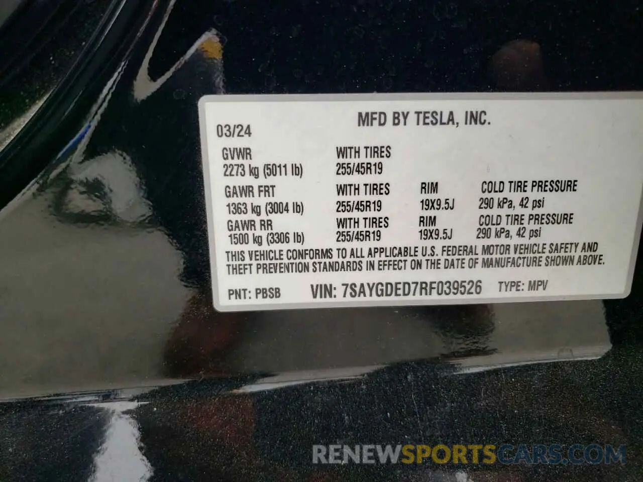 12 Photograph of a damaged car 7SAYGDED7RF039526 TESLA MODEL Y 2024