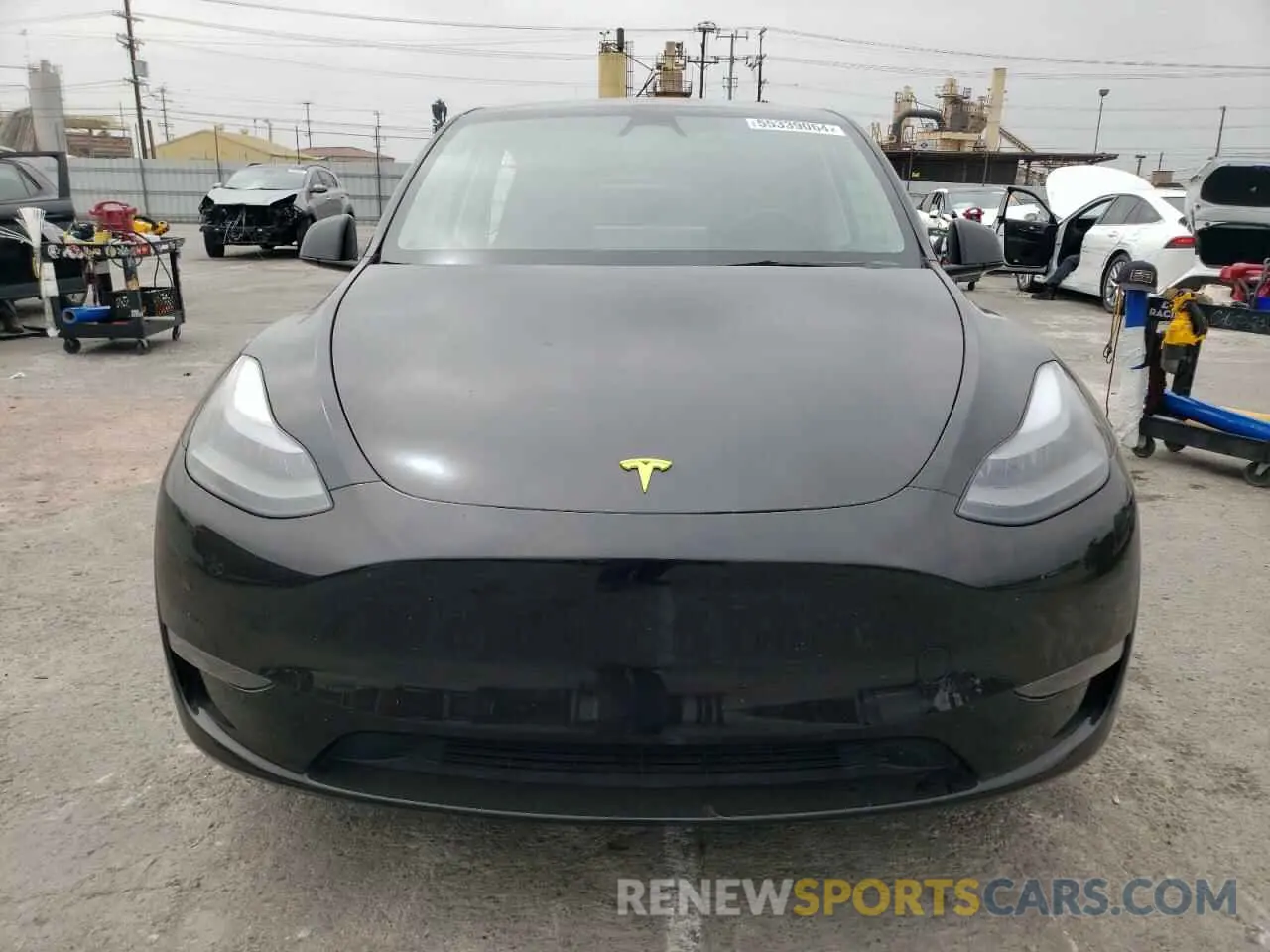 5 Photograph of a damaged car 7SAYGDED7RF039526 TESLA MODEL Y 2024