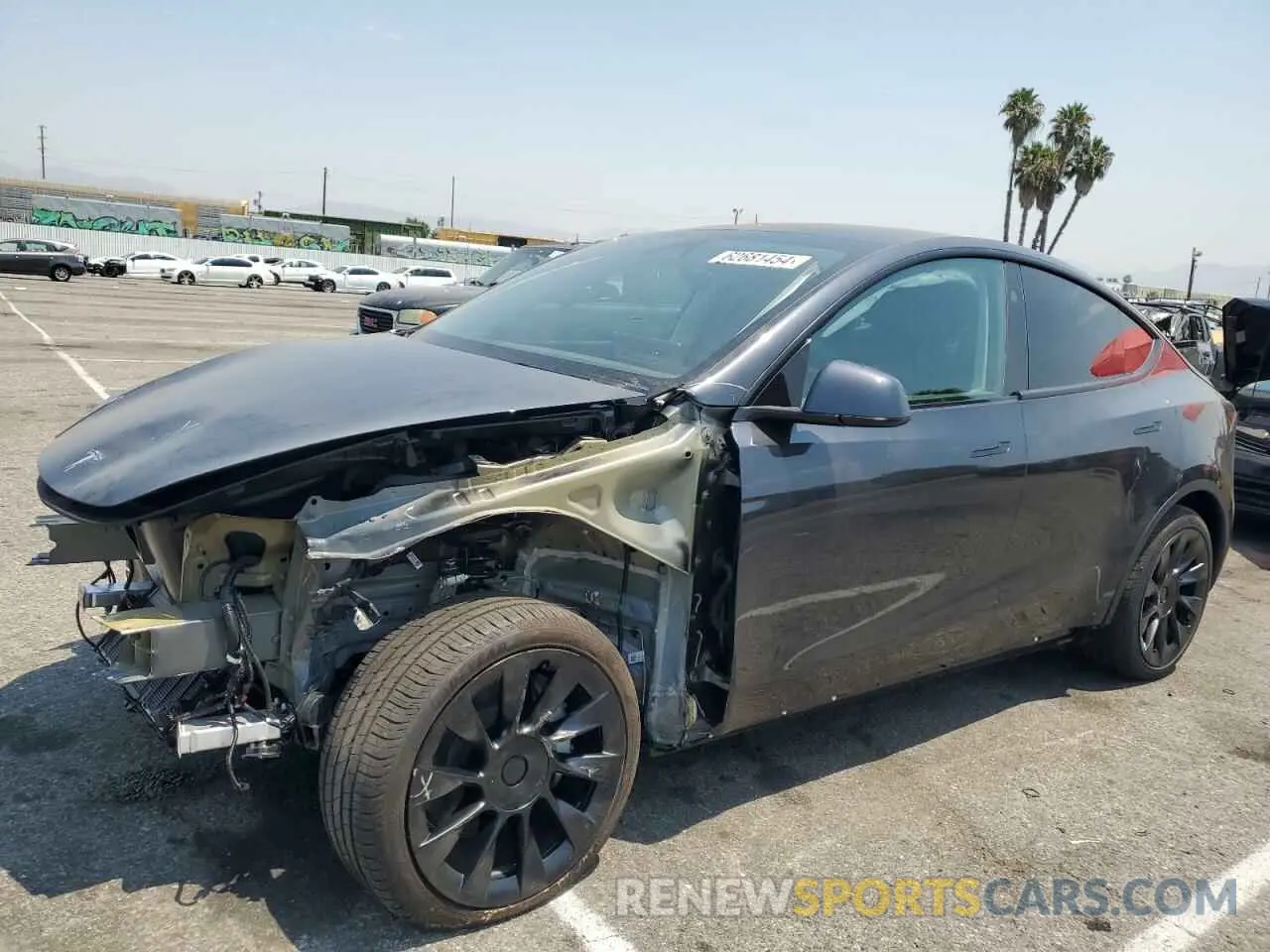 1 Photograph of a damaged car 7SAYGDED7RF054334 TESLA MODEL Y 2024