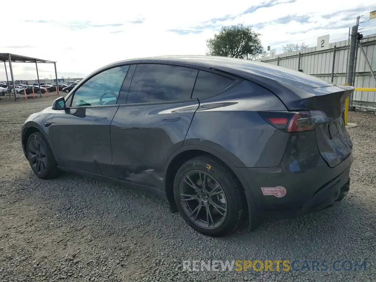 2 Photograph of a damaged car 7SAYGDED7RF099743 TESLA MODEL Y 2024