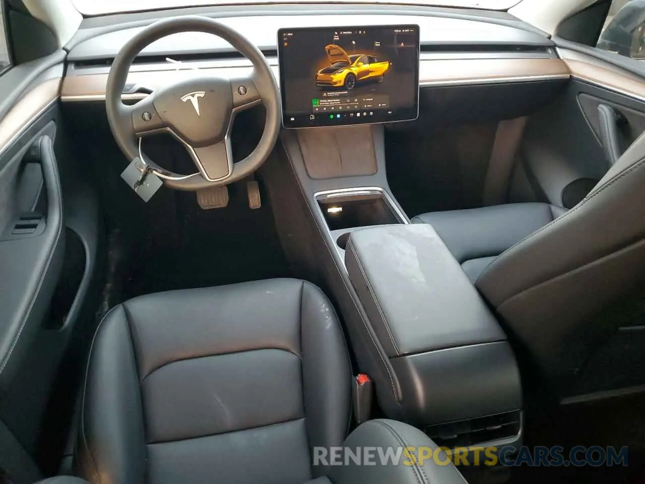 8 Photograph of a damaged car 7SAYGDED7RF103600 TESLA MODEL Y 2024
