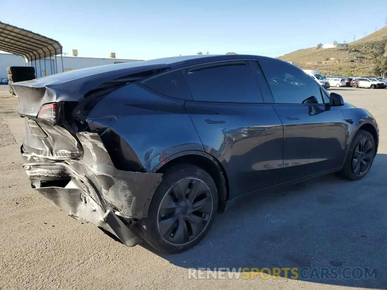 3 Photograph of a damaged car 7SAYGDED7RF108604 TESLA MODEL Y 2024
