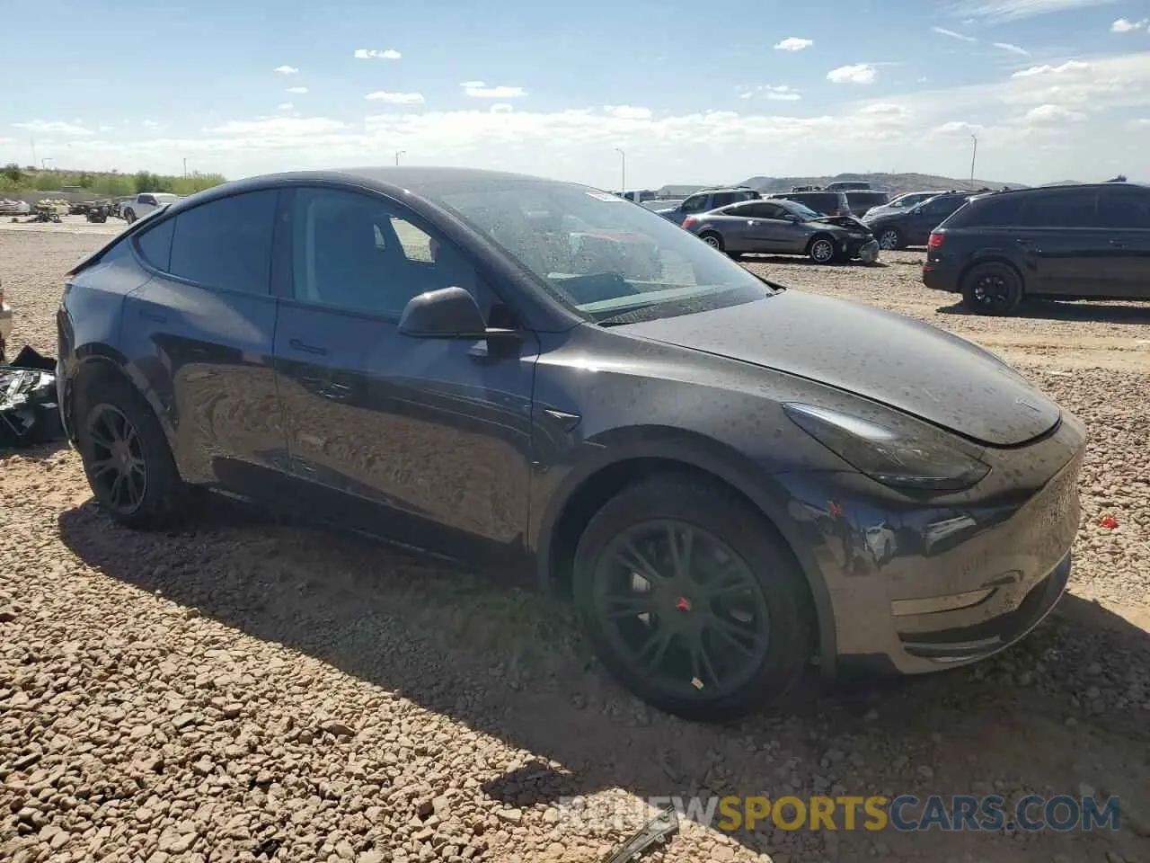4 Photograph of a damaged car 7SAYGDED7RF119733 TESLA MODEL Y 2024