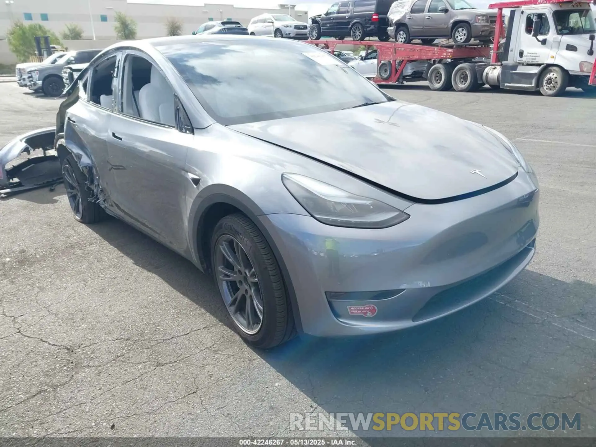 1 Photograph of a damaged car 7SAYGDED7RF197638 TESLA MODEL Y 2024