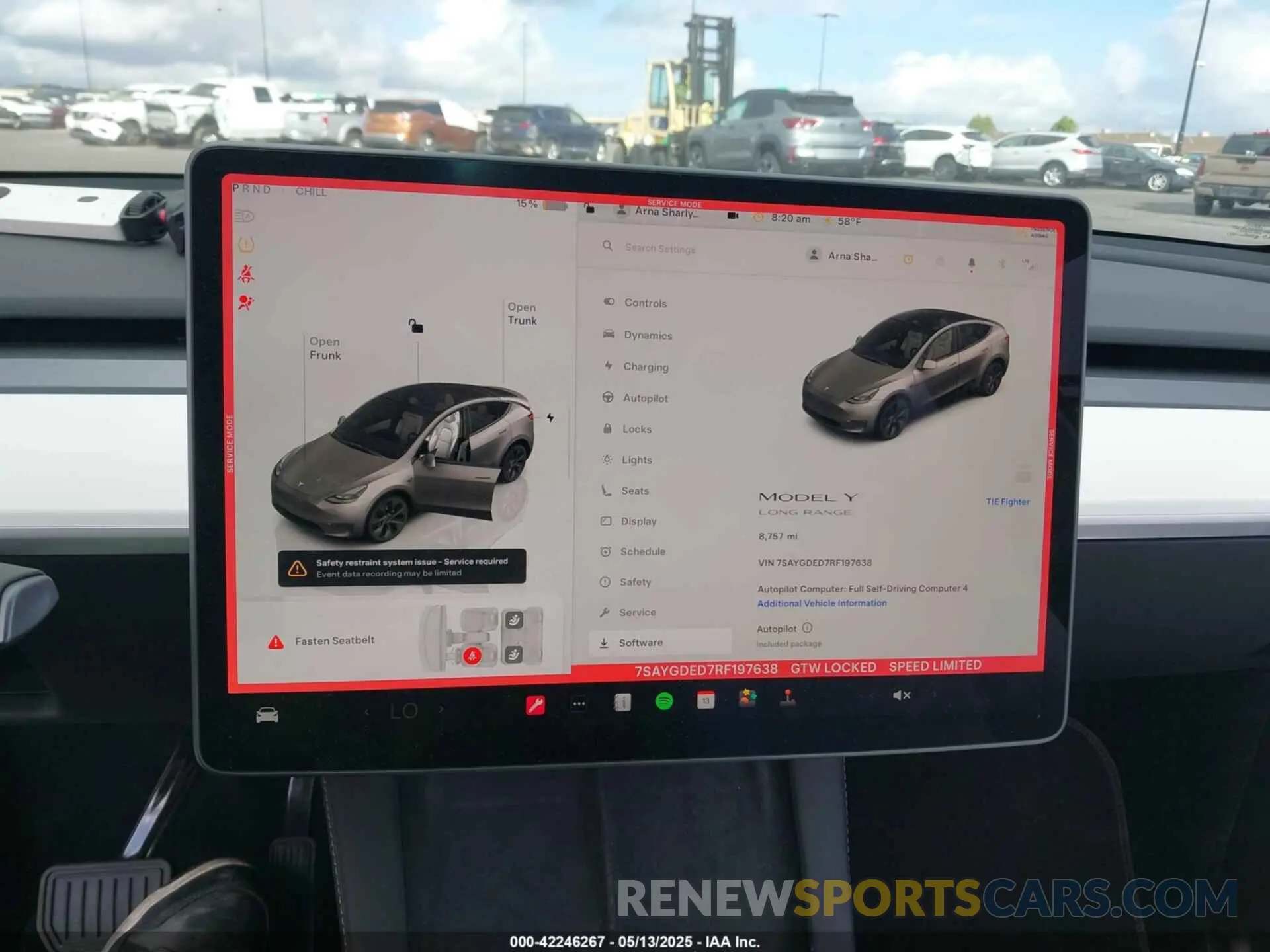 19 Photograph of a damaged car 7SAYGDED7RF197638 TESLA MODEL Y 2024