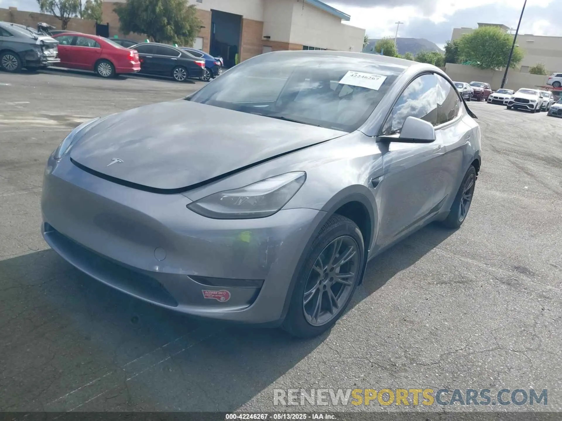 2 Photograph of a damaged car 7SAYGDED7RF197638 TESLA MODEL Y 2024
