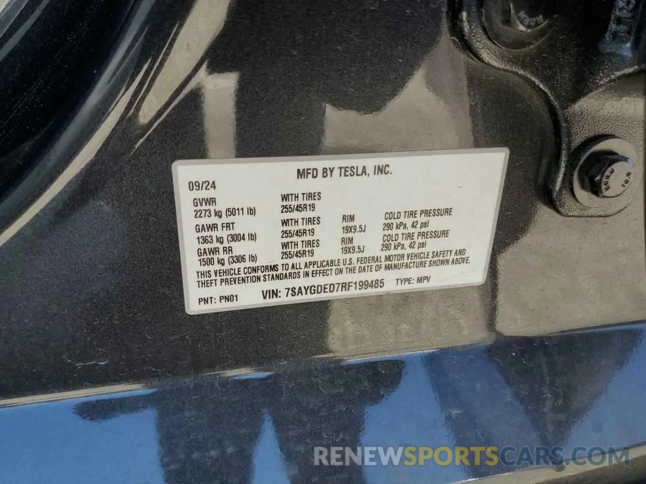 15 Photograph of a damaged car 7SAYGDED7RF199485 TESLA MODEL Y 2024